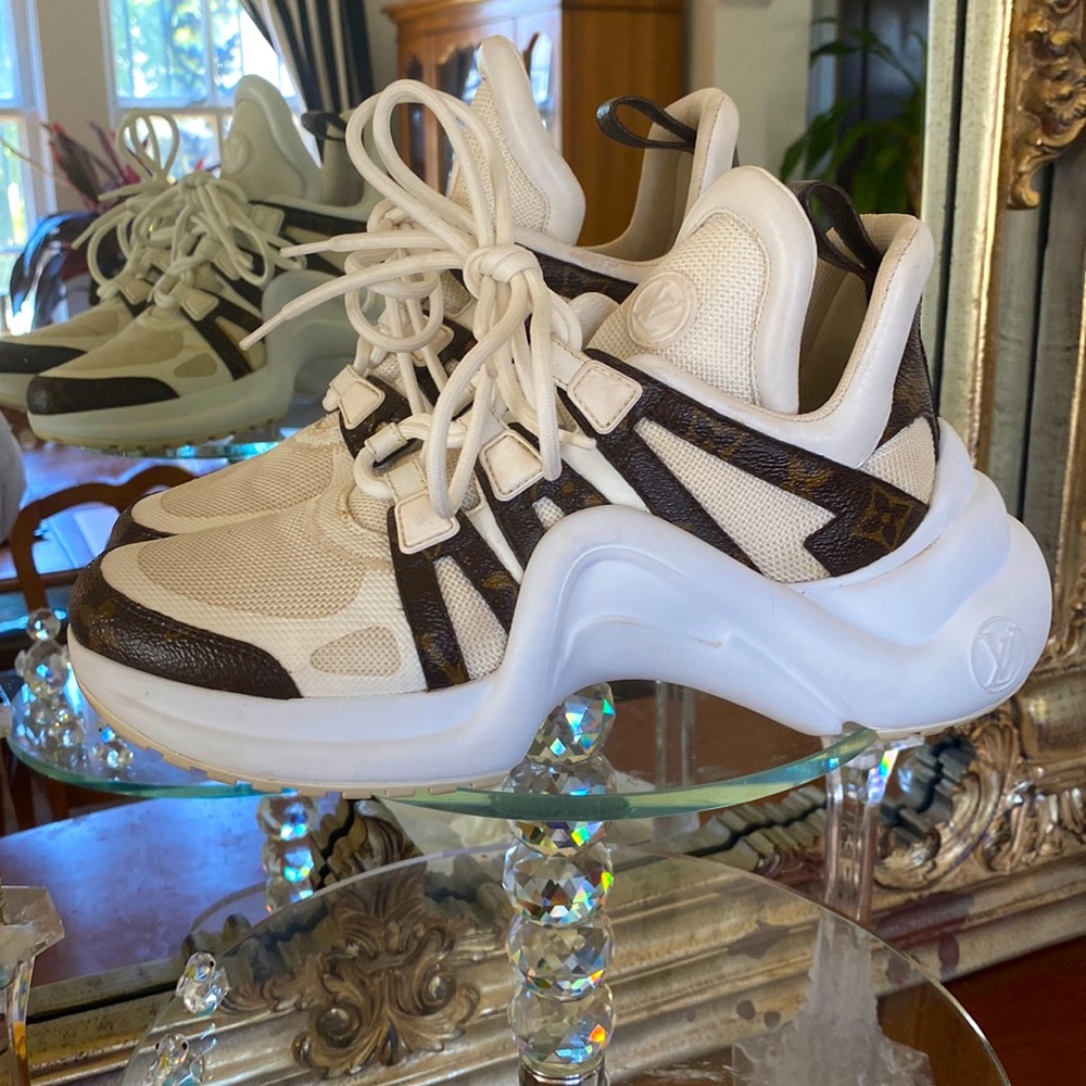 Louis Vuitton Archlight White Sneaker 37.5 /7.5